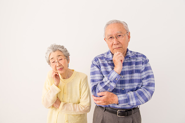 認知症の家族が事故を起こしたらどうなる?責任の所在や補償を解説