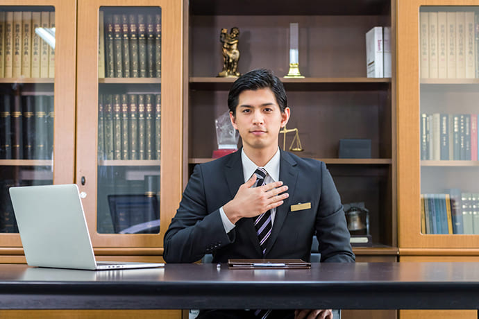 弁護士